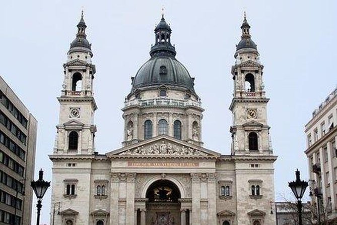 Budapest Private 2 Hrs. Mercedes Sightseeing Tour - Highlights of the Tour