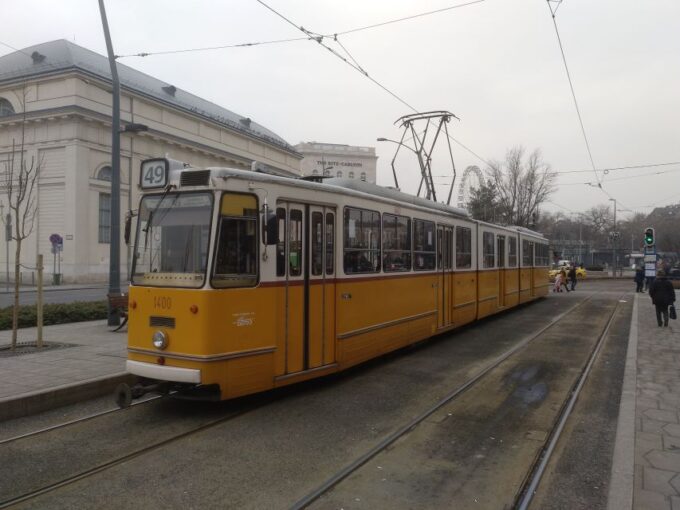 Budapest: Private 4-Hour Walking Tour - Explore Downtown Pest