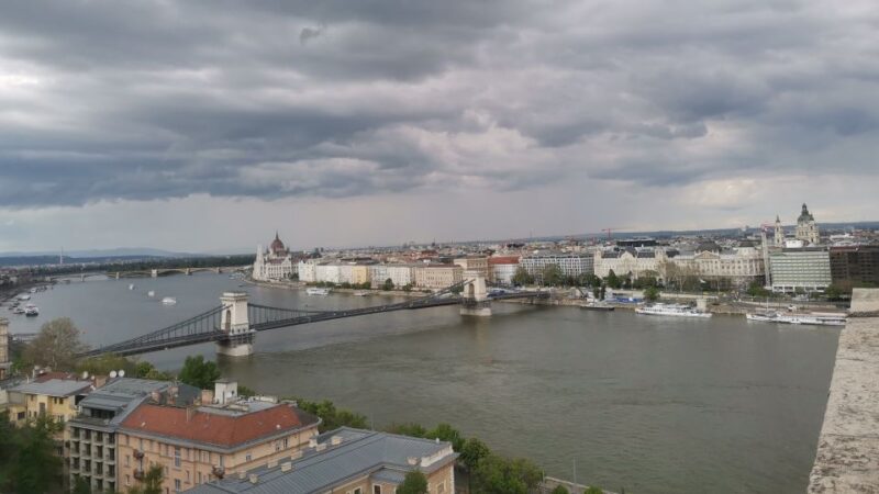 Budapest: Private Bike Tour With Bike Delivery to Hotel - Tour Experience