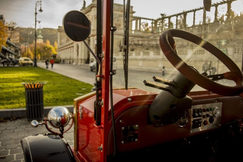 Budapest: Private City Tour by Vintage Royal Car - Experience Highlights