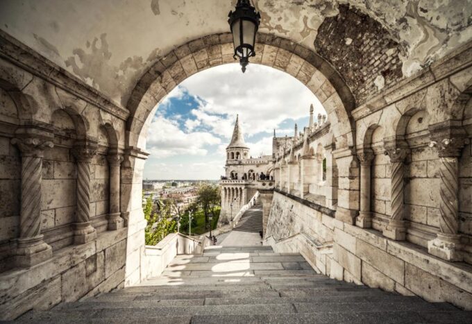 Budapest: Private City Tour With Local Guide - Available Languages and Guides