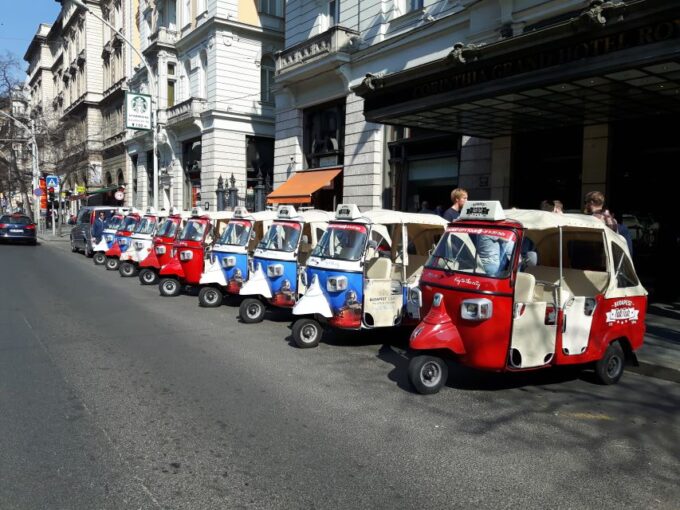 Budapest: Private City Tuk-Tuk Tour & Boat Cruise - Participant Information