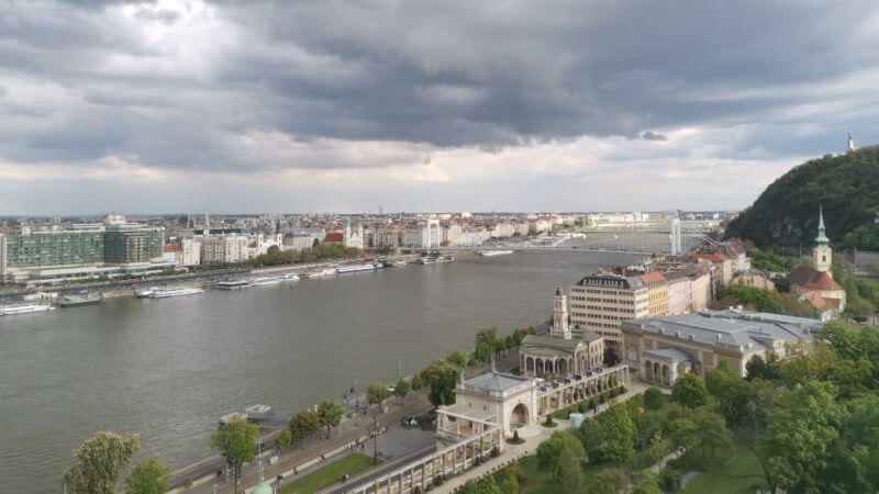 Budapest: Private E-Bike Sightseeing Tour With Bike Delivery - Key Points