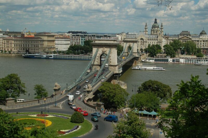 Budapest Private Guided 3-Hour City Tour by Bus - Tour Logistics