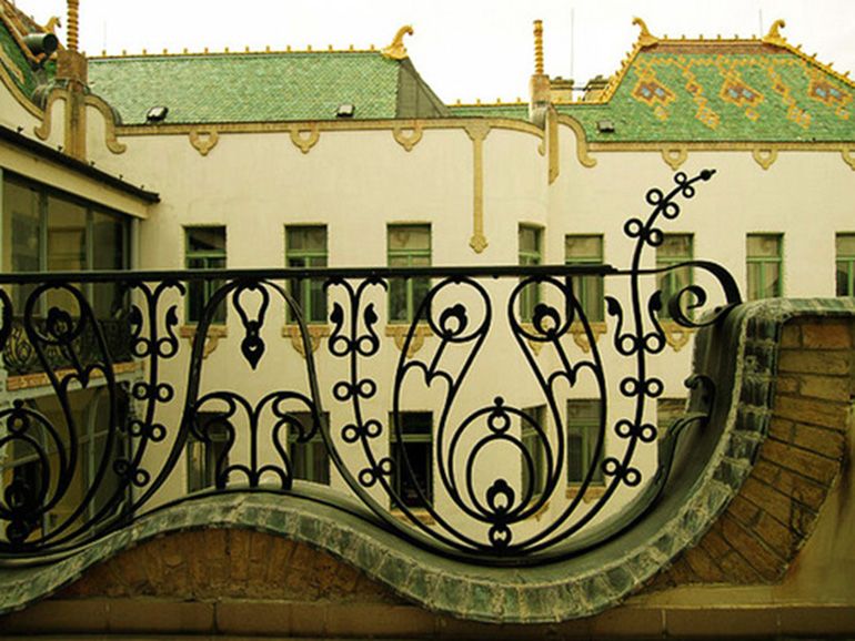 Budapest: Private Half-Day Art Nouveau Tour - Key Points