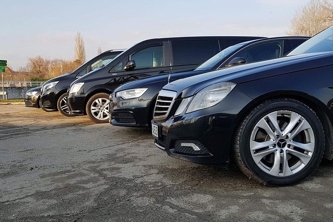 Budapest Private Round Trip Airport Transfer in a Luxury Car - Included Amenities