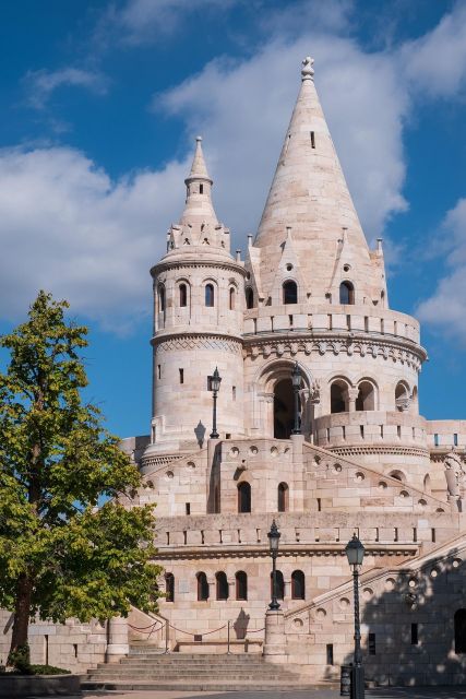 Budapest - Private Tour Including Castle Visit - Tour Duration and Language Options
