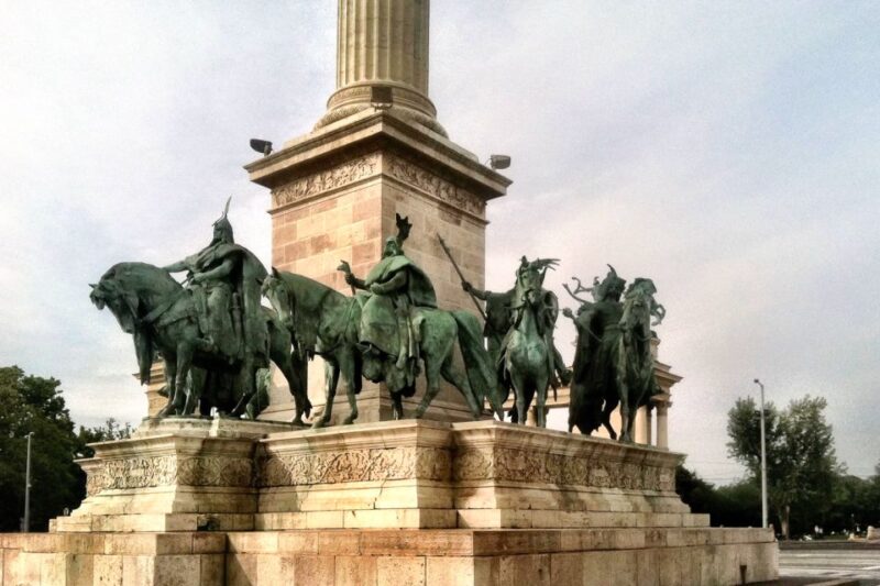 Budapest: Private Walking Tour in the Pest Side - Frequently Asked Questions