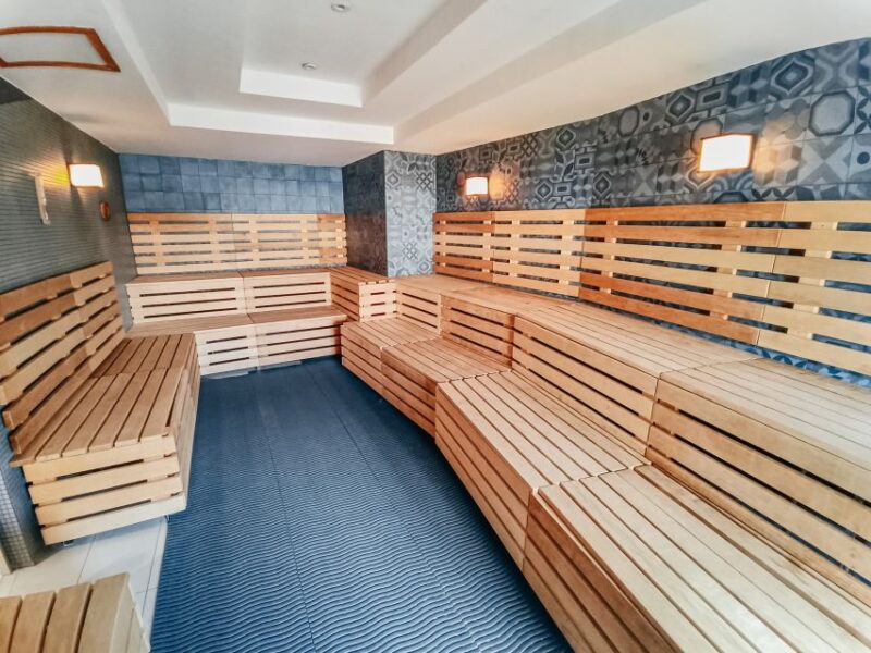 Budapest: Rudas Spa Wellness and Dining Experience - Dining Menu and Reservations