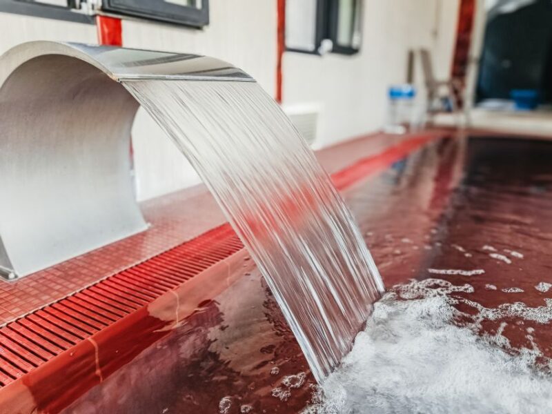 Budapest: Rudas Spa Wellness and Dining Experience - Location and Operating Hours