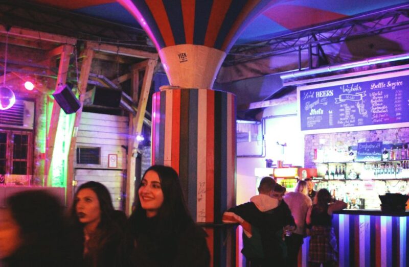 Budapest: Ruin Bar Tour - Tour Inclusions