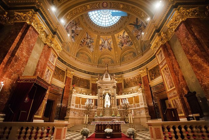 Budapest: Saint Stephens Basilica Tour - Small-Group Vs. Private Tour Options