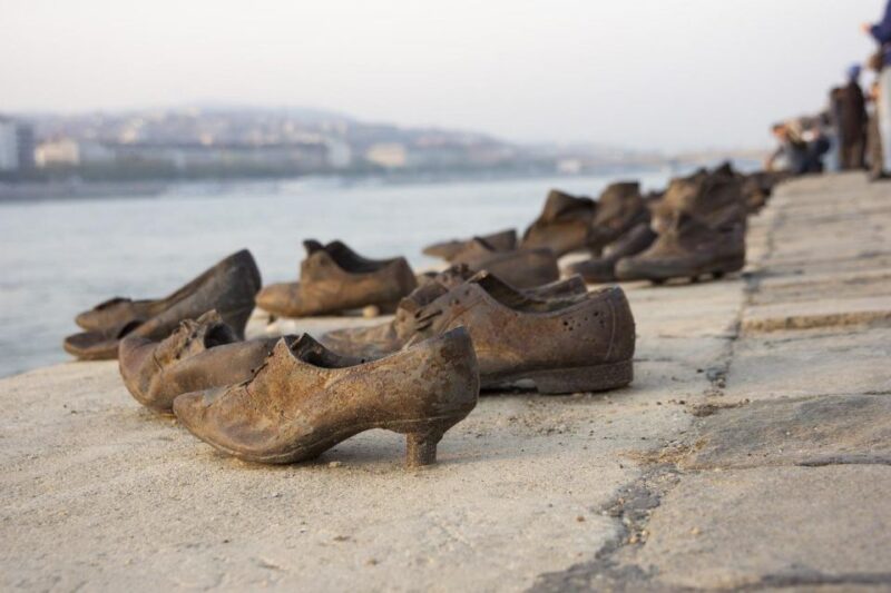 Budapest: Self-Guided Audio Tour - Tour Itinerary and Attractions