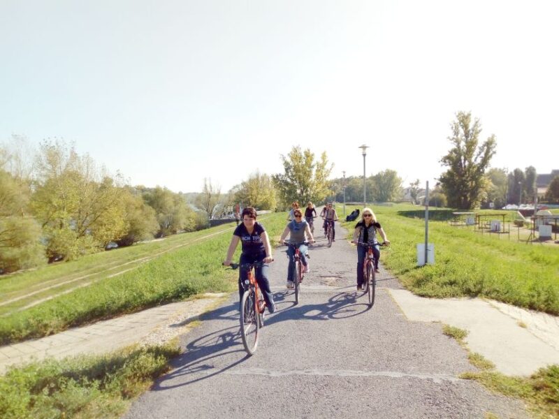 Budapest: Self-Guided Bike Tour to Szentendre With Return - Key Points