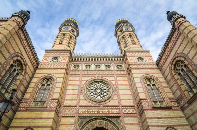 Budapest Sightseeing Tour With Private Transportation - Private Group Experience