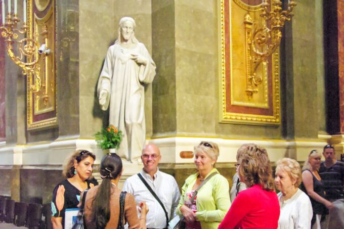 Budapest: St Stephens Basilica Tour - Basilica Architecture and History