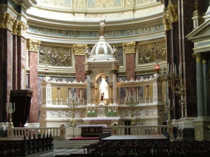 Budapest: St Stephens Basilica Tour - Frequently Asked Questions