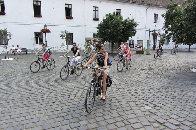 Budapest to Szentendre Bike & Boat Tour - Meeting and End Points
