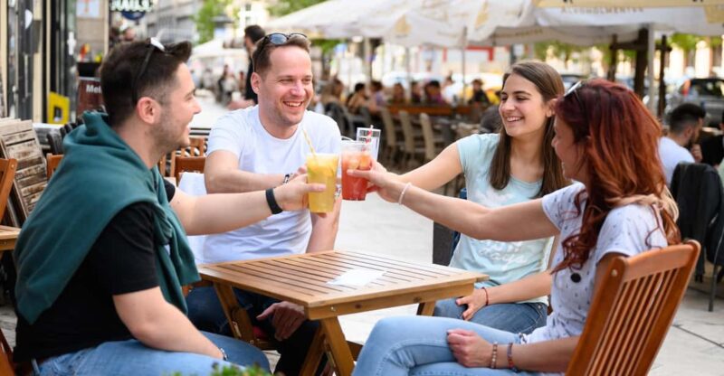 Budapest: TOUR & Beer, Walking TOUR and BEER Tasting (3 Hrs) - Itinerary Highlights