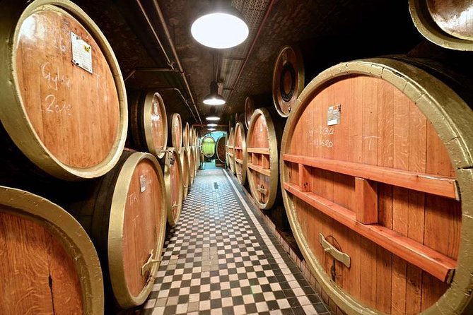 Budapest Tuk Tuk Tour With House of the Unicum Distillery Visit - Inclusions and Logistics