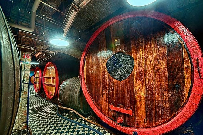 Budapest Tuk Tuk Tour With House of the Unicum Distillery Visit - Booking and Cancellation