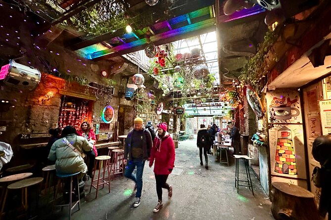 Budapest Urban Art - Street Art Tour With a Drink in a Ruin Bar - Concluding the Tour