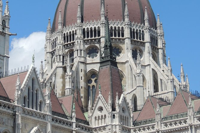 Budapest Walking Tour With Your Private Guide: 10+ Highlights - Accessibility and Participation