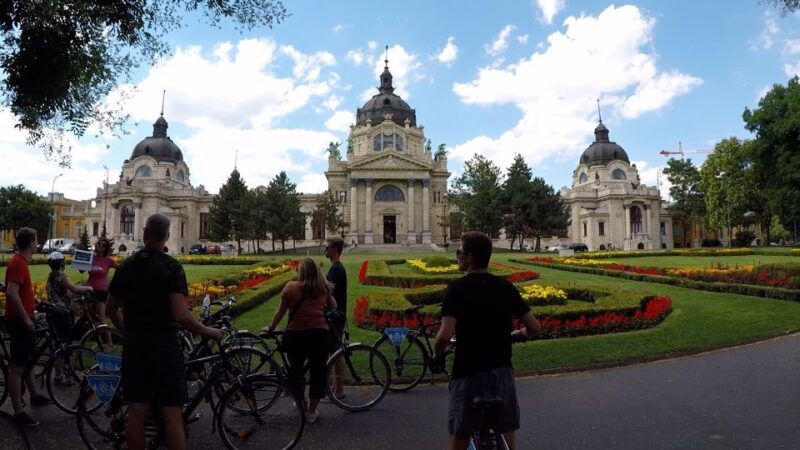 Budapest Wheels & Meals Bike Tour With a Hungarian Goulash - Key Points