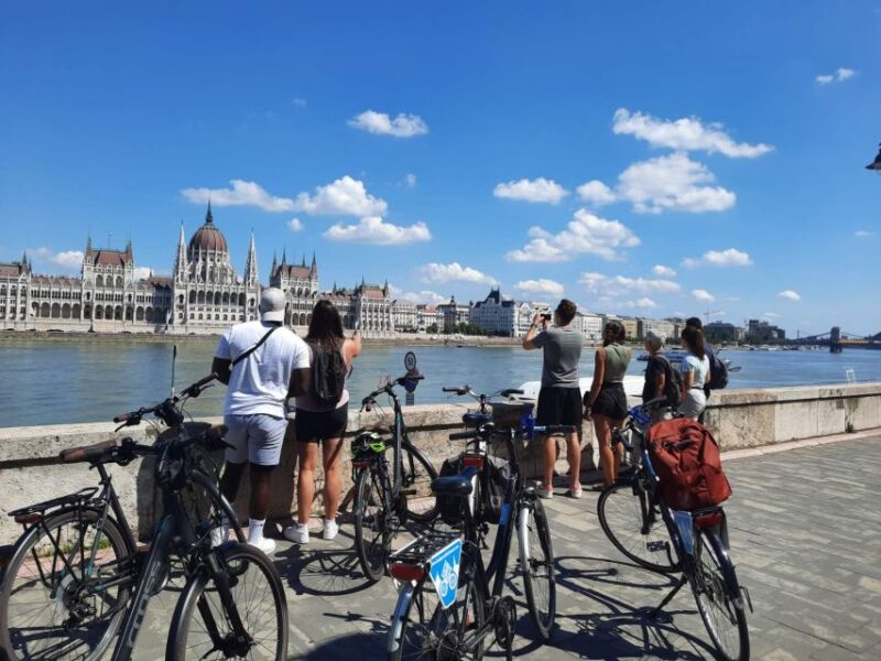 Budapest Wheels & Meals Bike Tour With a Hungarian Goulash - Tour Experience