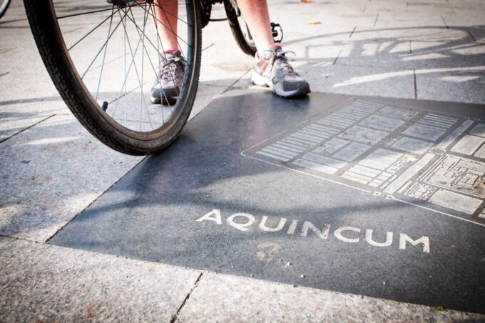 Budapest Wheels & Meals Bike Tour With a Hungarian Goulash - Bike and Goulash Inclusion