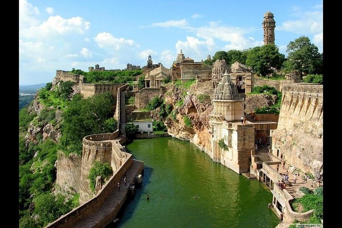 Budget Transfer From Jaipur to Udaipur With Chittorgarh Visit - Additional Instructions