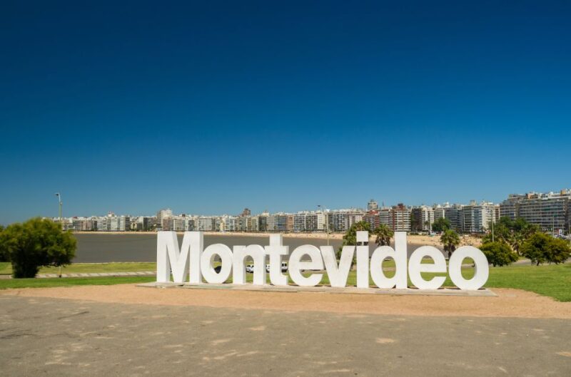 Buenos Aires: Ferry to Colonia & Bus Tickets to Montevideo - Exploring Colonial Colonia