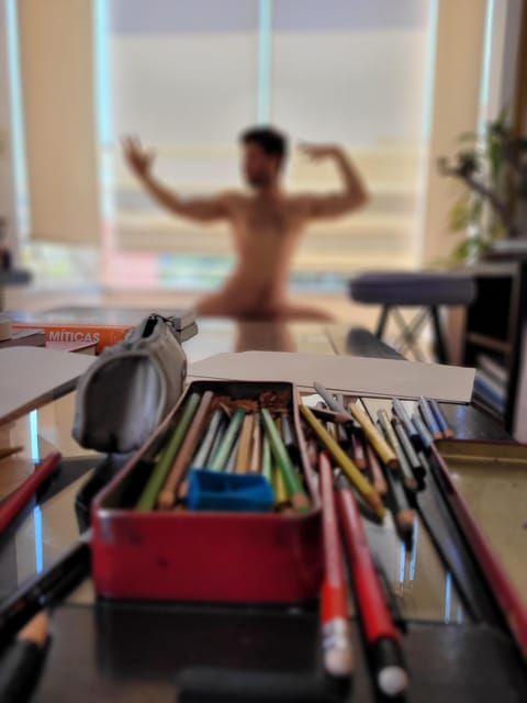 Buenos Aires: Live Model Drawing Class - Key Points