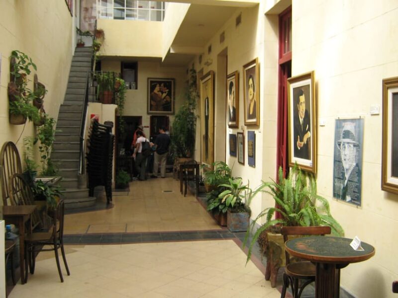 Buenos Aires: Milonga Tour With Tango Lesson - Meeting Point