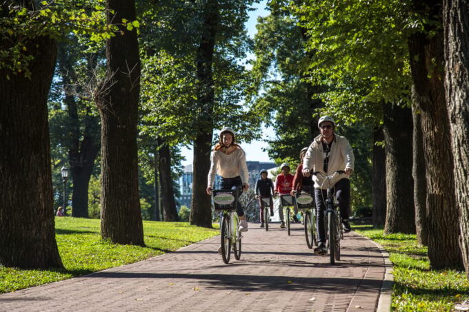 Buenos Aires: North or South Buenos Aires Bike Tour - Guided Bike Tour Experiences