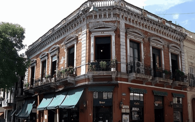 Buenos Aires: Private Bike Tour - Tour Accessibility