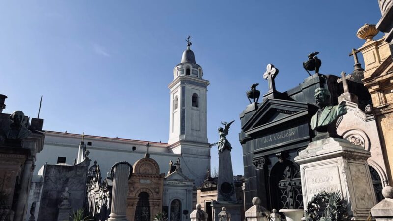 Buenos Aires: Recoleta Cemetery Guided Tour For Small Groups - Key Points