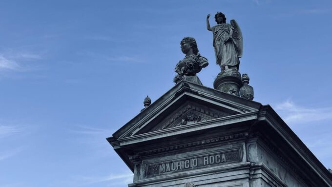 Buenos Aires: Recoleta Cemetery Guided Tour For Small Groups - Frequently Asked Questions