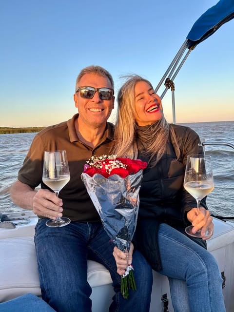 Buenos Aires Sailing Tour at Sunset - Scenic Views and Local Knowledge