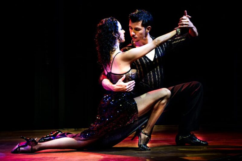 Buenos Aires Tango Show and Dinner in El Querandi - Transportation and Accessibility