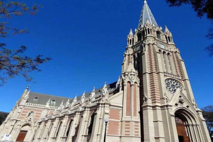 Buenos Aires: Tigre Day Tour With Lunch and Sailing Trip - Frequently Asked Questions