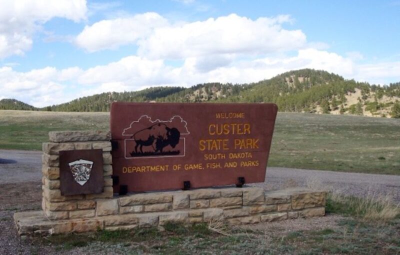 Buffalo Jeep Safari & Mammoth Site Tour - Highlights of the Tour