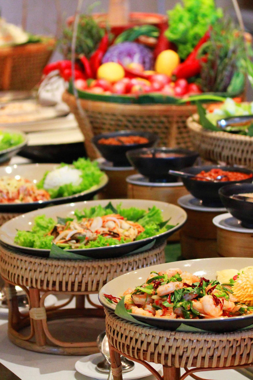 Buffet Dinner Apsara Show With Hotel Transfers - Dining Selections