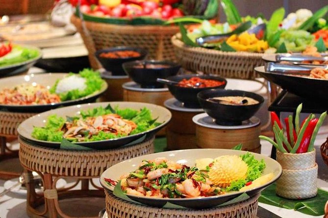 Buffet Dinner With Apsara Show (Free 2 Ways Hotel Transfer) - Accessibility and Tips