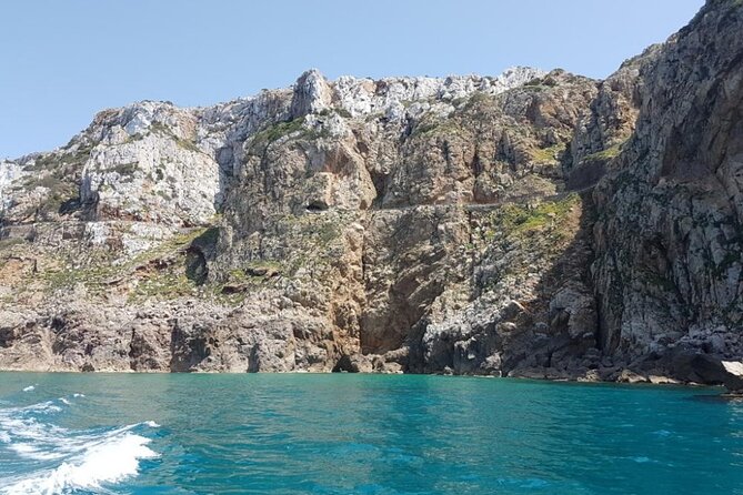 BUGGERRU TOUR Half Day in RUBBER (Sun and STOP BATH Between Caves and Coves) - Meeting Information