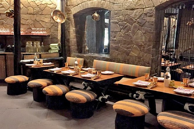Bukhara: a Unique Indian Food Experience at ITC Maurya - Ambiance and Atmosphere