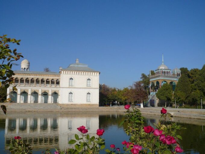 Bukhara Countryside Tour-Summer Residence & Nakshband Center - Tour Duration and Timings