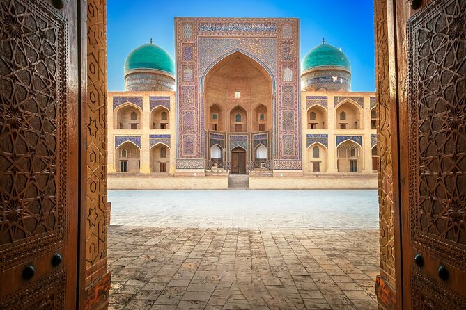 Bukhara Full Day Old City Private Tour - Guide Experience and Expertise