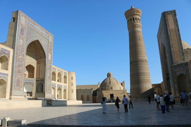 Bukhara: Private Guided Walking Tour with Hotel Pickup - Key Points
