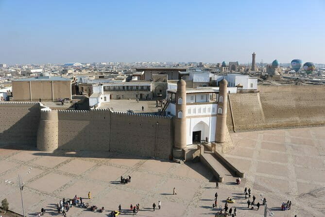 Bukhara: Private Guided Walking Tour with Hotel Pickup - What to Expect From Your Day